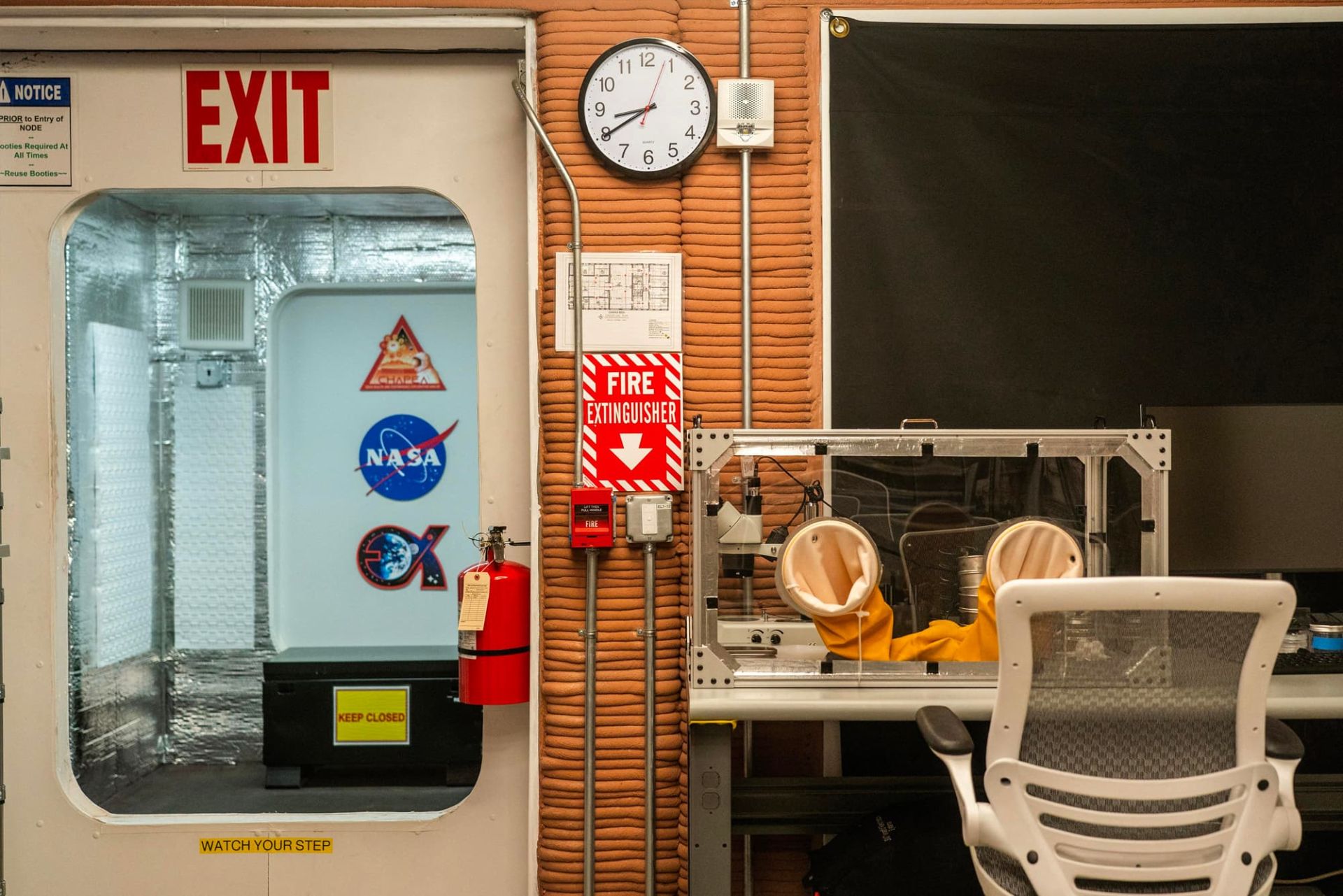 اتاق داخلی سکونتگاه مریخی ناسا شبیه سازی