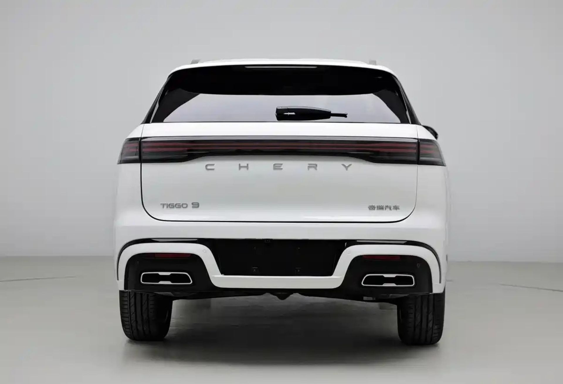 نمای عقبی مدل جدید چری تیگو ۹ در رنگ سفید