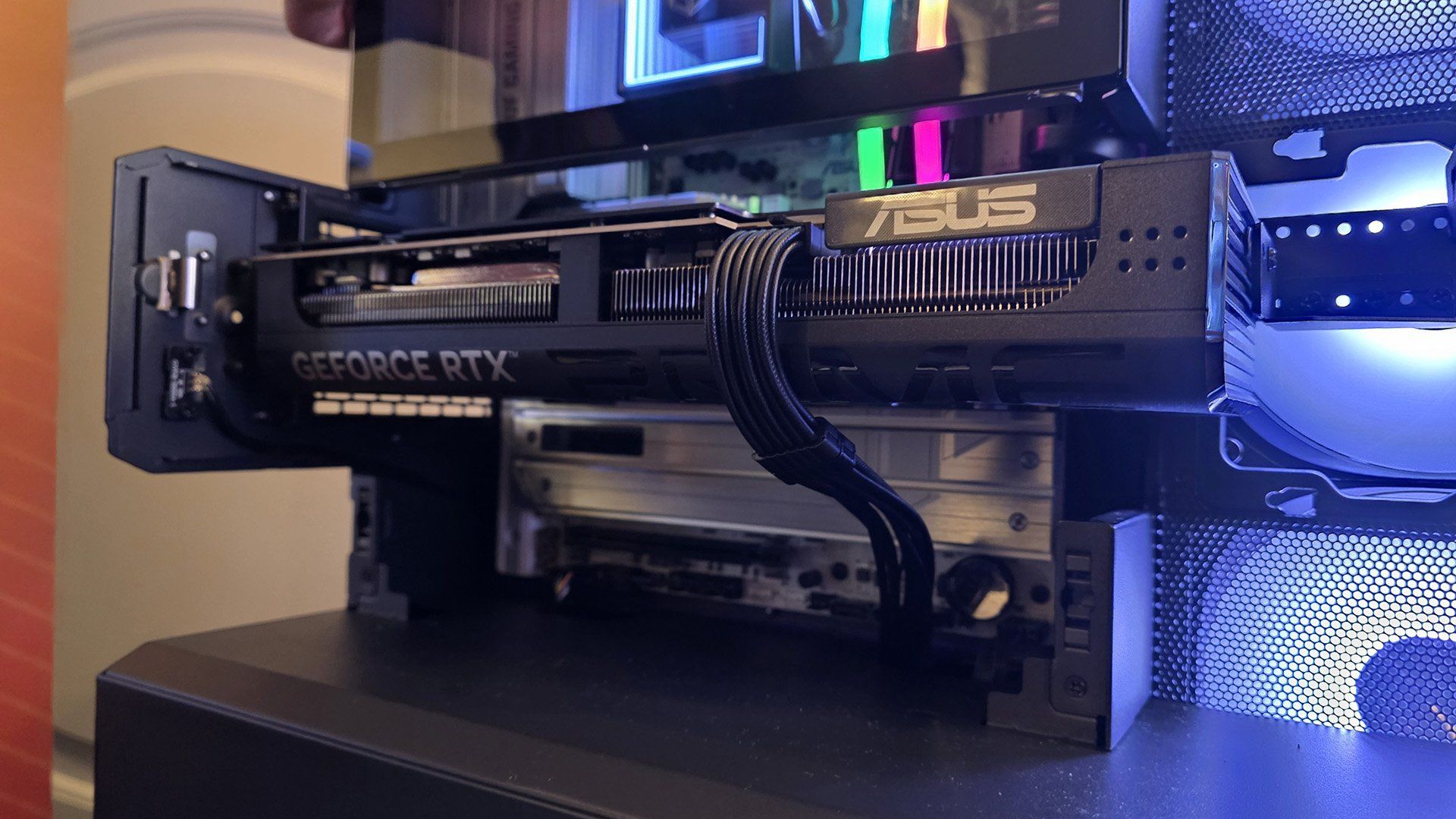 کیس کامپیوتر Exo 626s