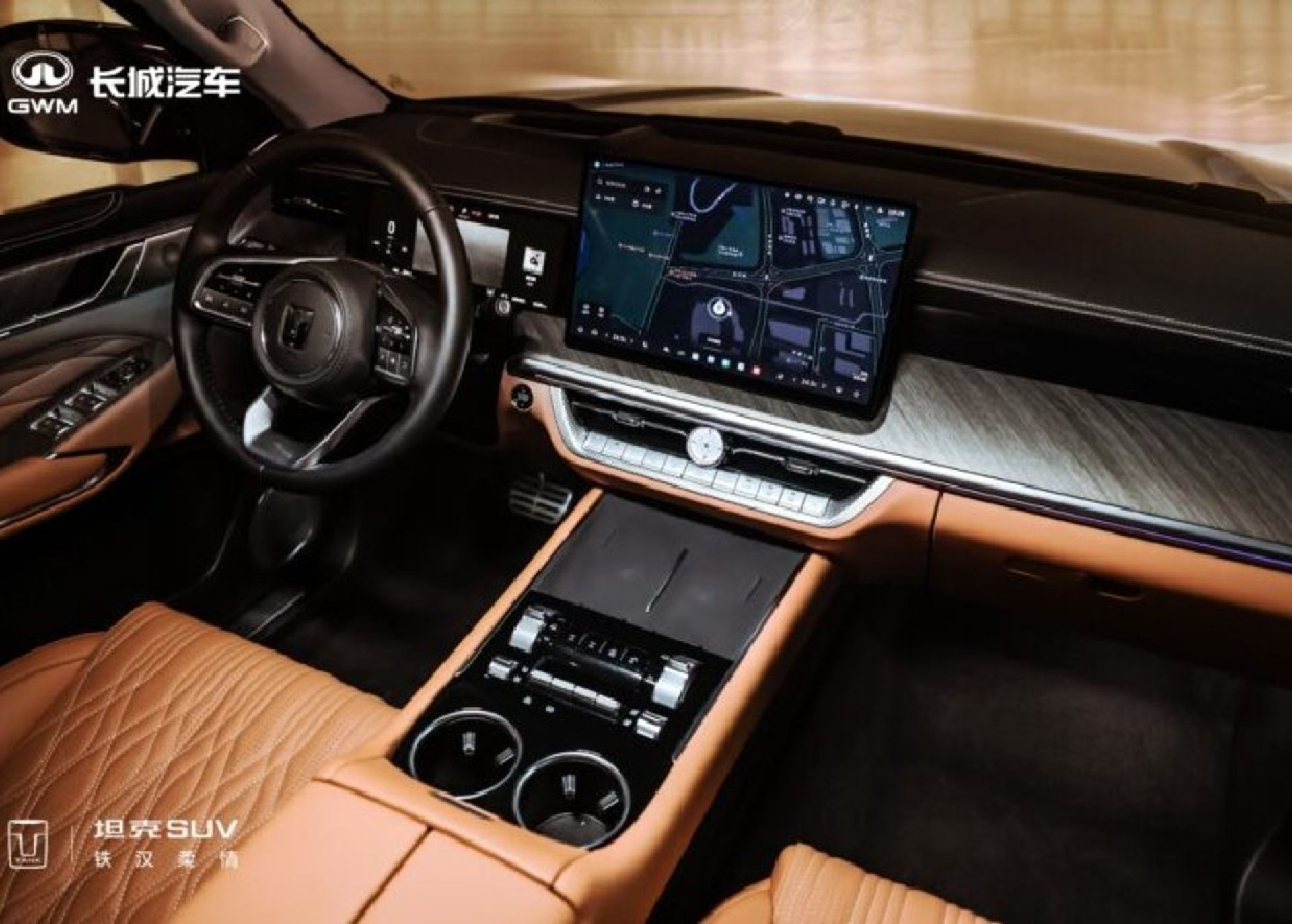 نمای کابین شاسی بلند تانک 500