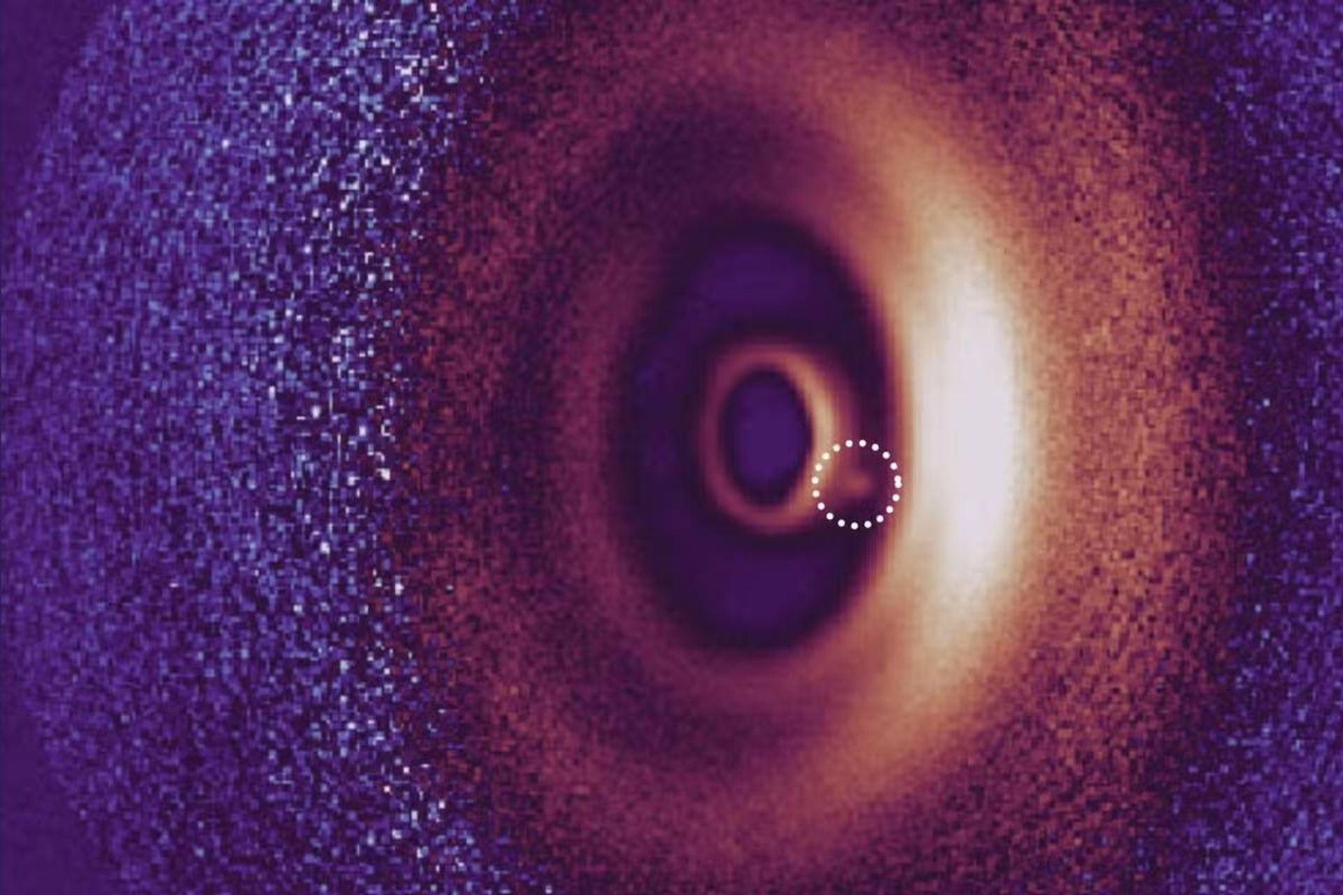 سیاره نوزاد