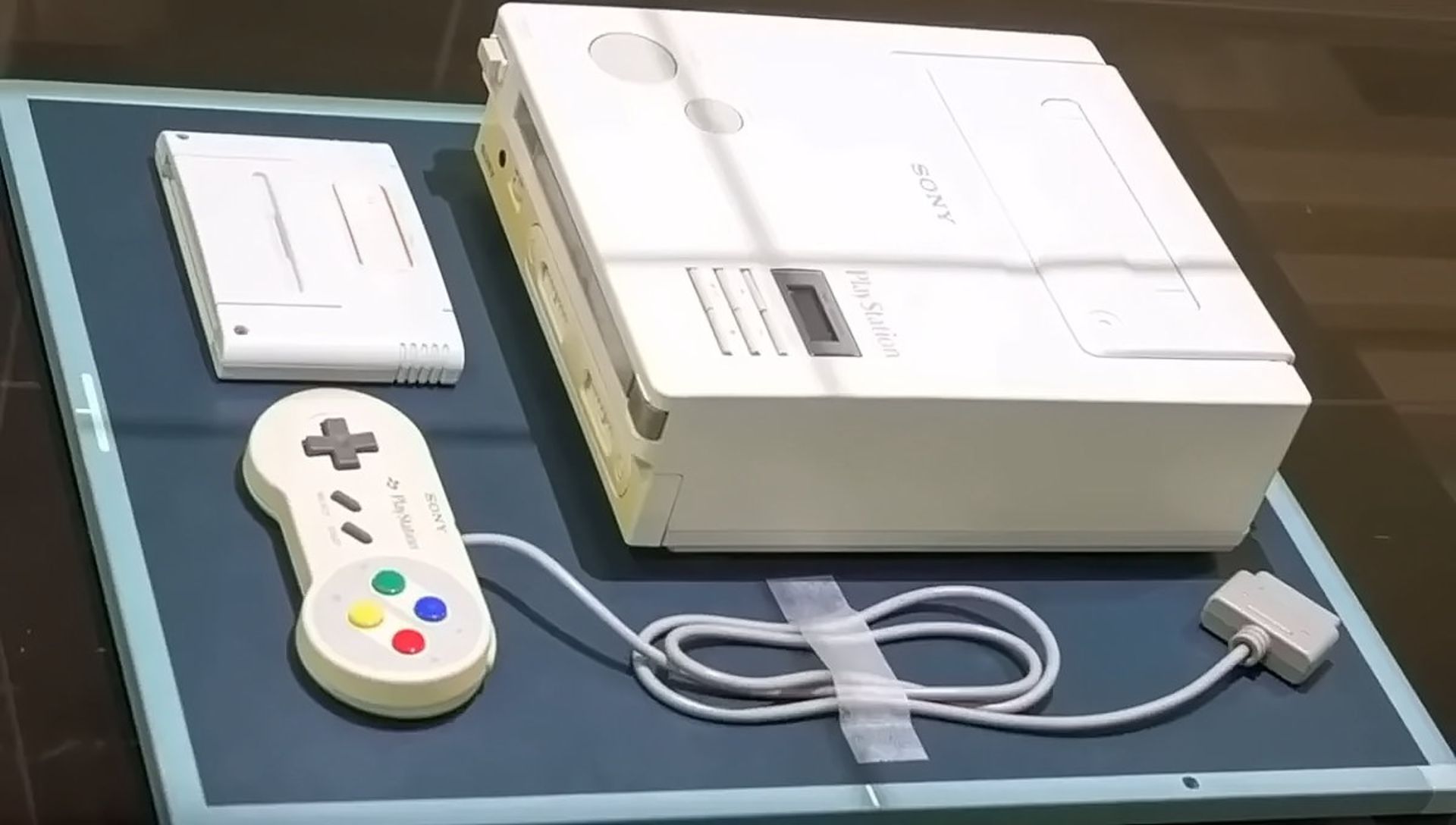 کنسول و دسته بازی نینتندو پلی‌استیشن