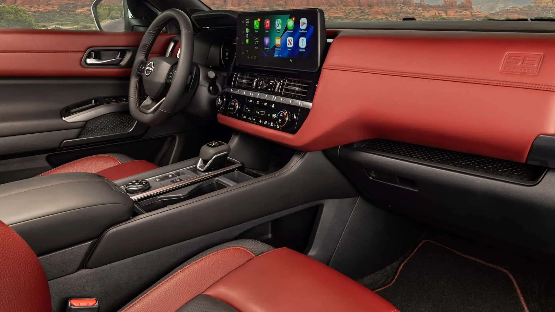 طراحی کابین و داشبورد خودروی نیسان پت‌فایندر (Nissan Pathfinder) مدل ۲۰۲۷ با صندلی‌های قرمز