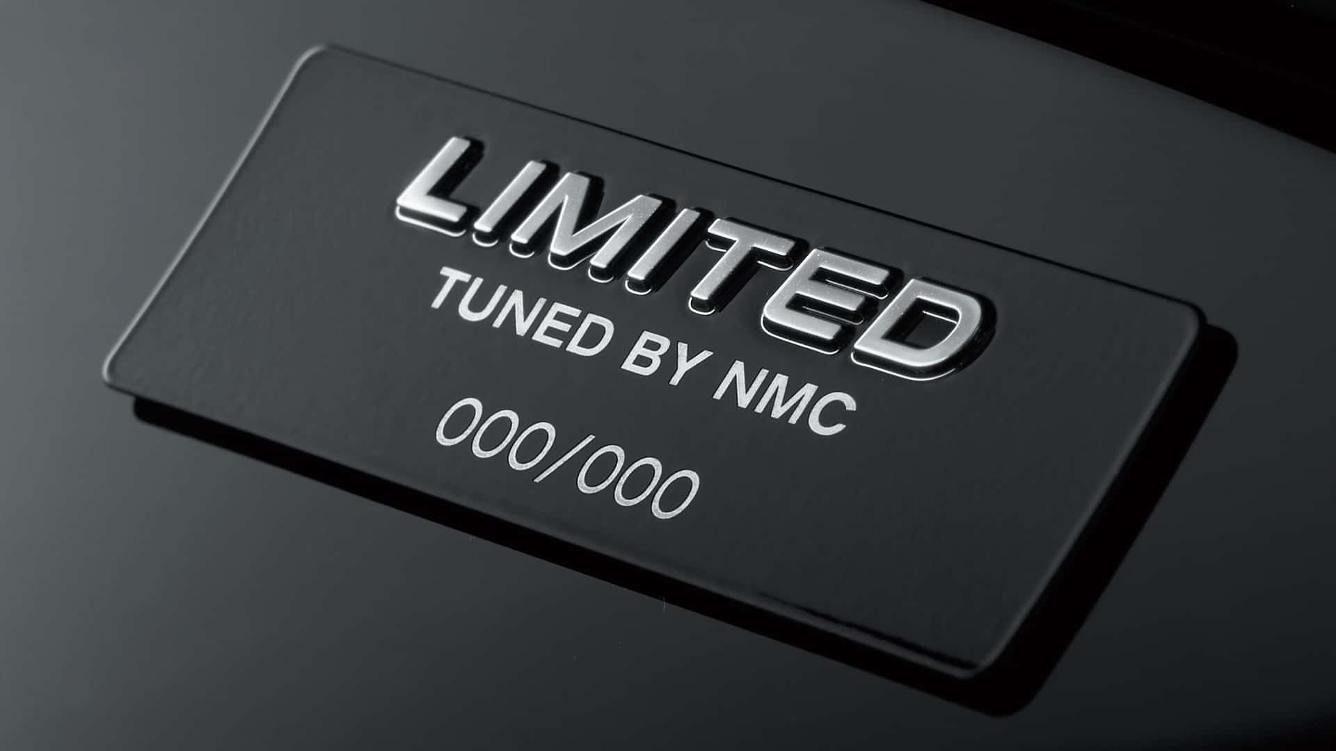 نیسان اسکای لاین 400R Limited