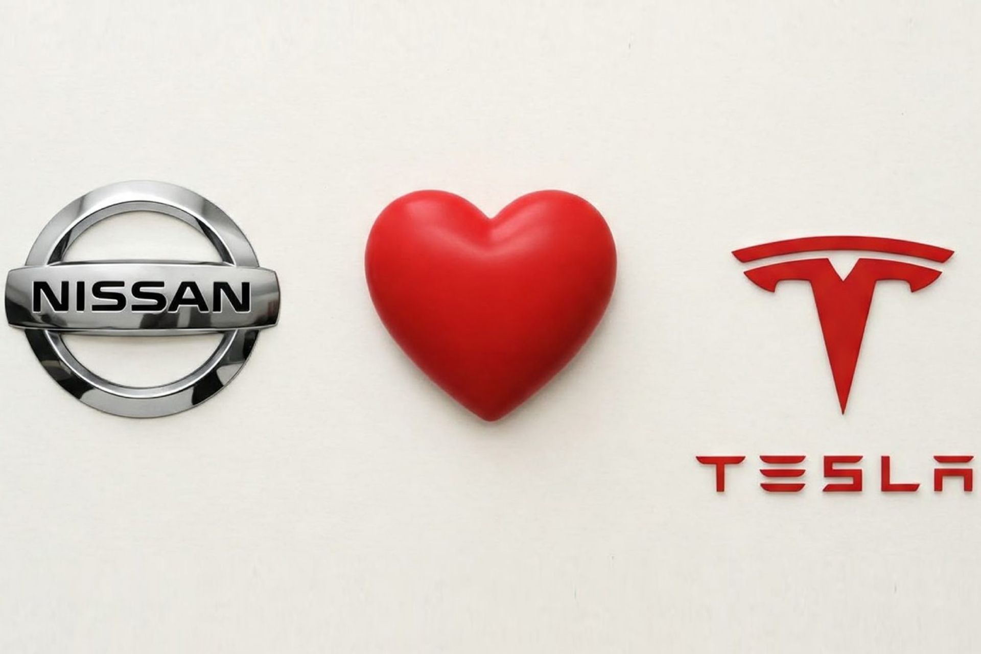 لوگو نیسان و تسلا
