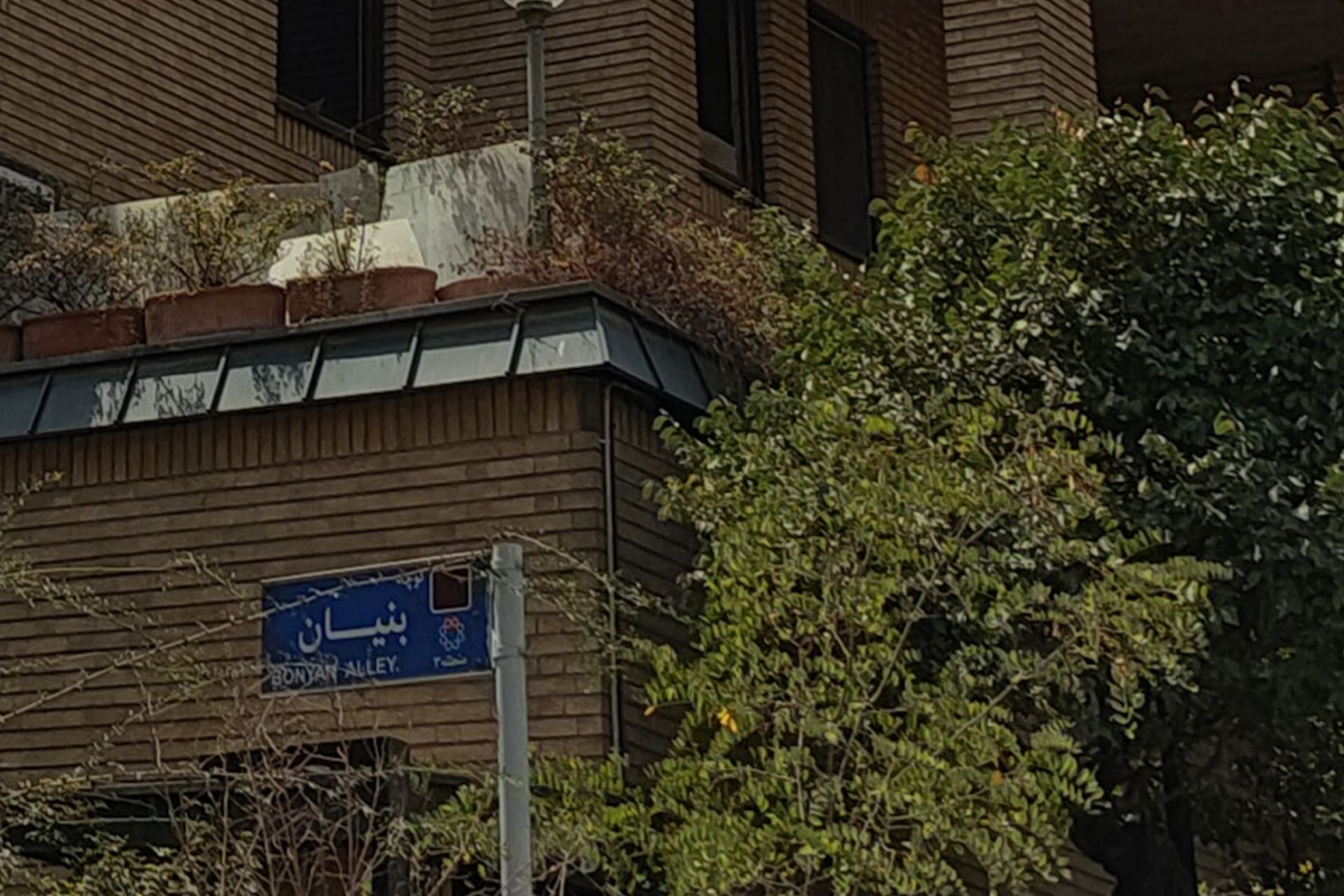 عکاسی نمای نزدیک از نمای بیرونی یک ساختمان در جردن