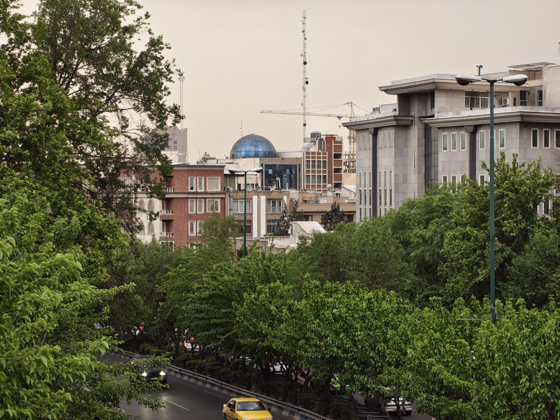 نمونه‌عکس دوربین تله‌فوتو ناتینگ فون 4a پرو - در روشنایی روز - ۸