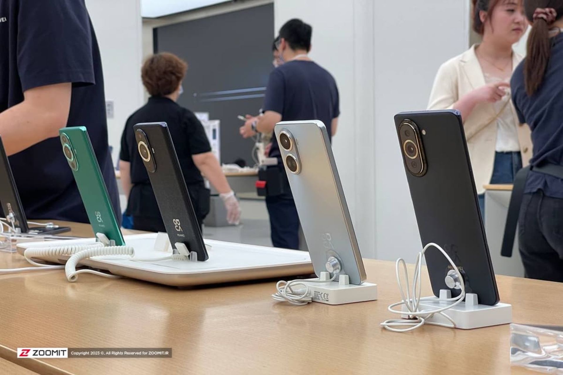 چند مدل گوشی هواوی نوا ۱۱ اولترا از نمای پشت