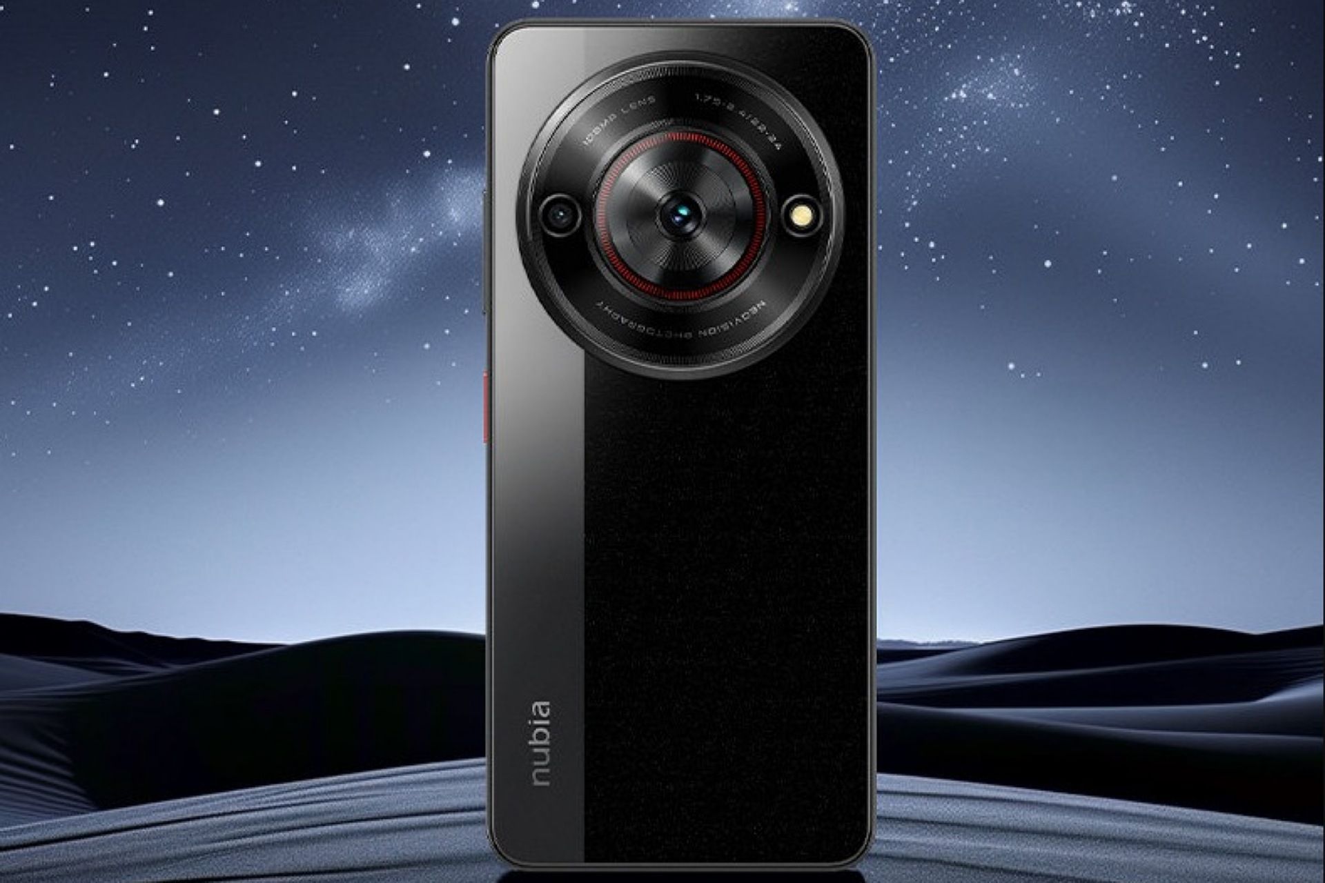 گوشی نوبیا Mavricks سیاه رنگ به‌صورت ایستاده