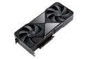 نمای بالای کارت گرافیک انویدیا RTX PRO 6000 Blackwell با نمایش براکت پشت، فن‌ها و لبه کناری