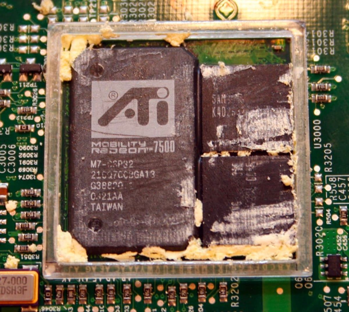 پردازنده قدیمی ATI با طراحی مشابه آرم