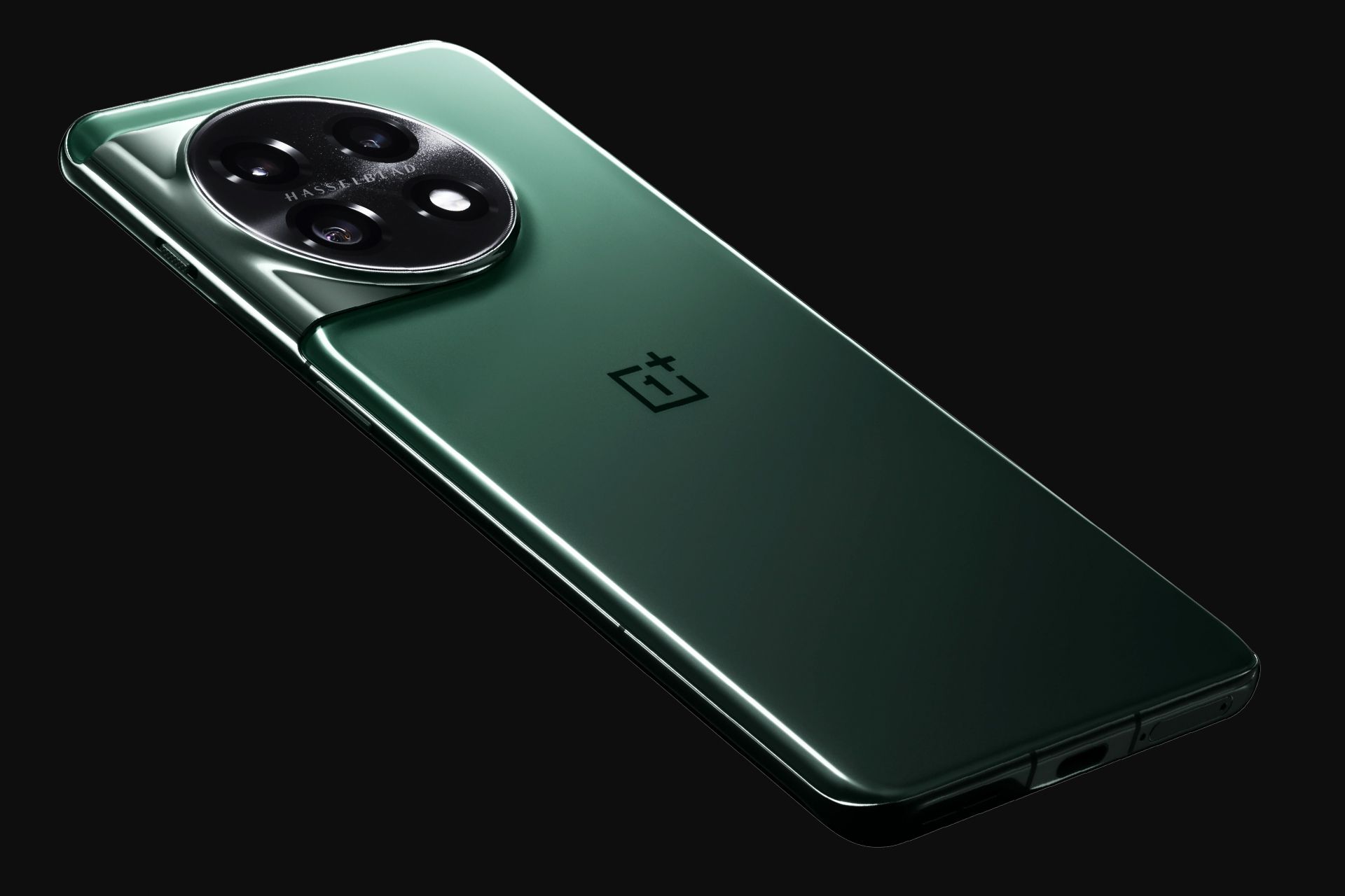 مدل سبز وان پلاس ۱۱ OnePlus 11 از نمای پشت