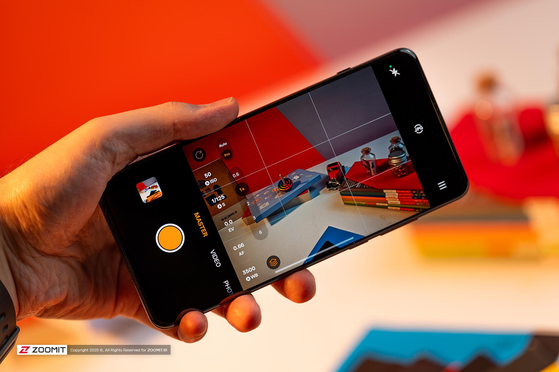 اپلیکیشن دوربین در وان‌پلاس ۱۳ | OnePlus 13 