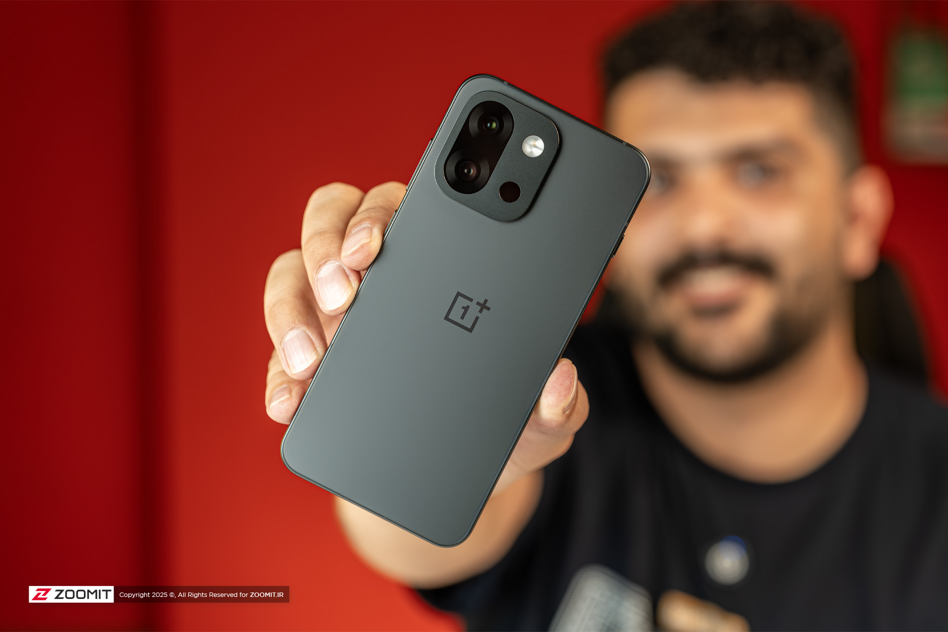 گوشی بعدی وان‌پلاس با باتری ۷۰۰۰ میلی‌آمپرساعتی از راه می‌رسد