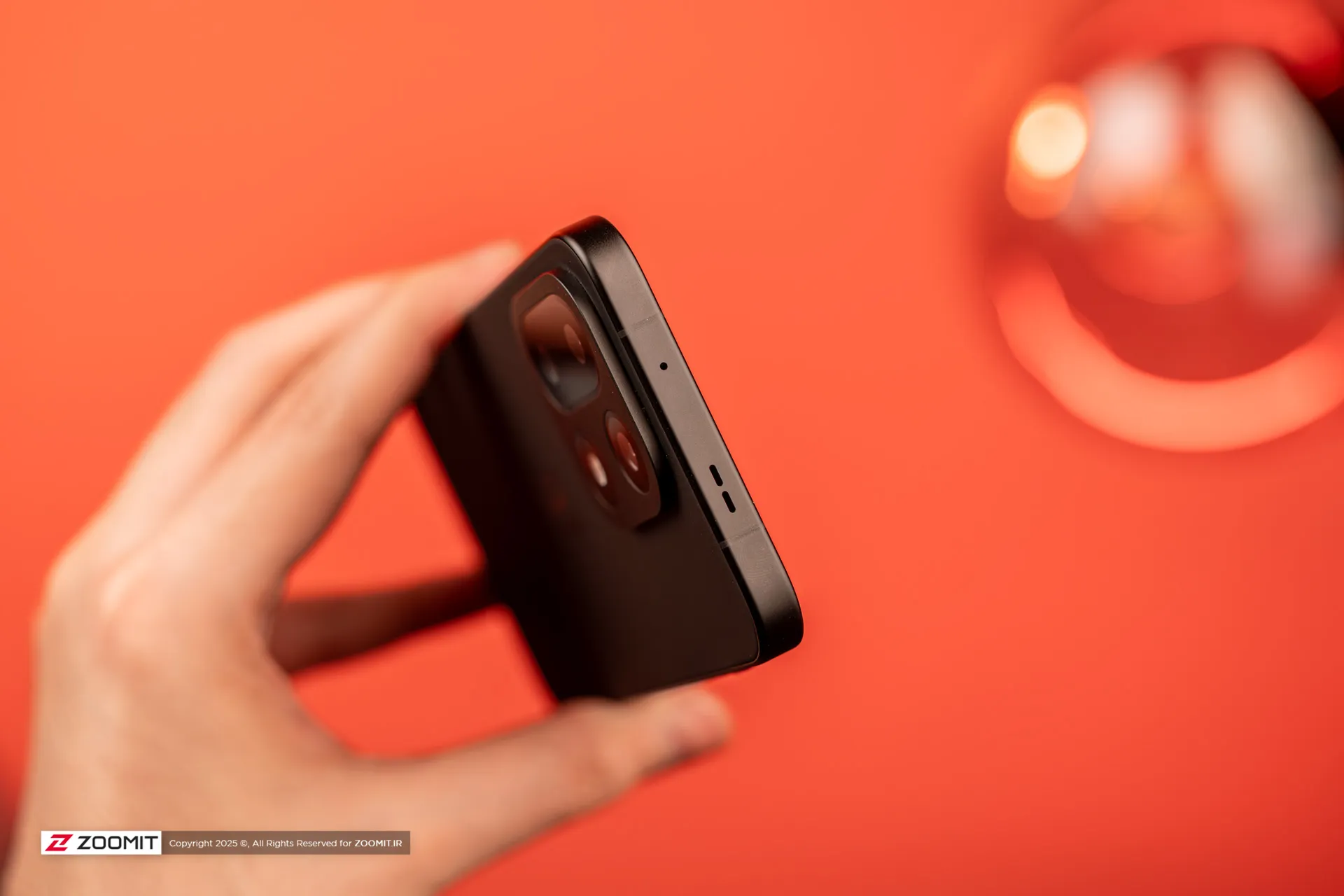 لبه بالای گوشی