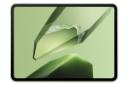 نمای پنل جلوی تبلت وان پلاس پد 3 / OnePlus Pad 3 با نمایش حاشیه‌های نمایشگر و دوربین سلفی