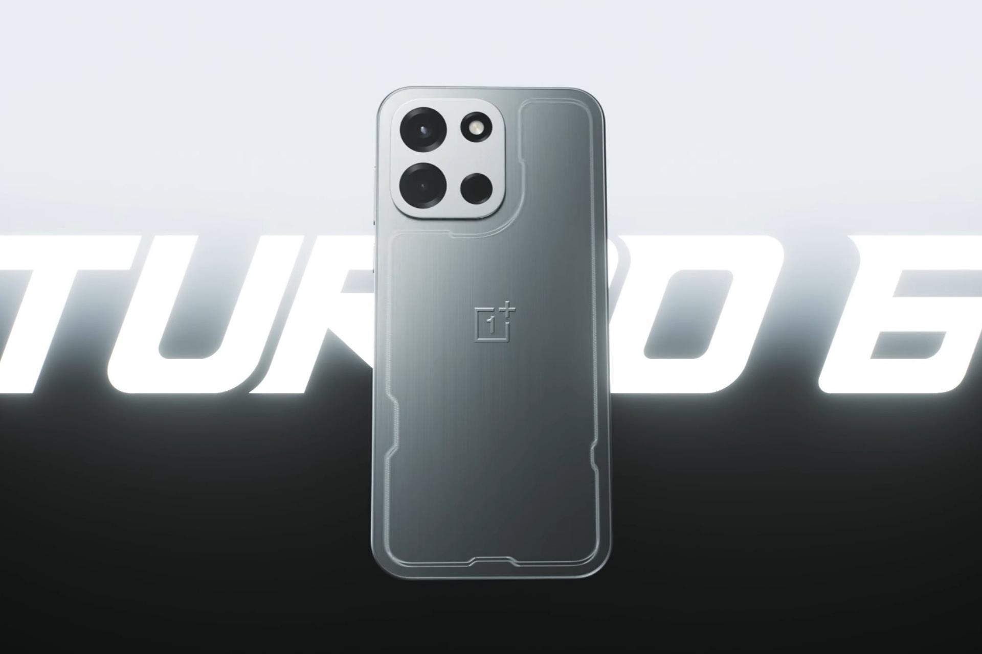 نمای پشتی گوشی وان‌پلاس توربو ۶ در نمای پشتی