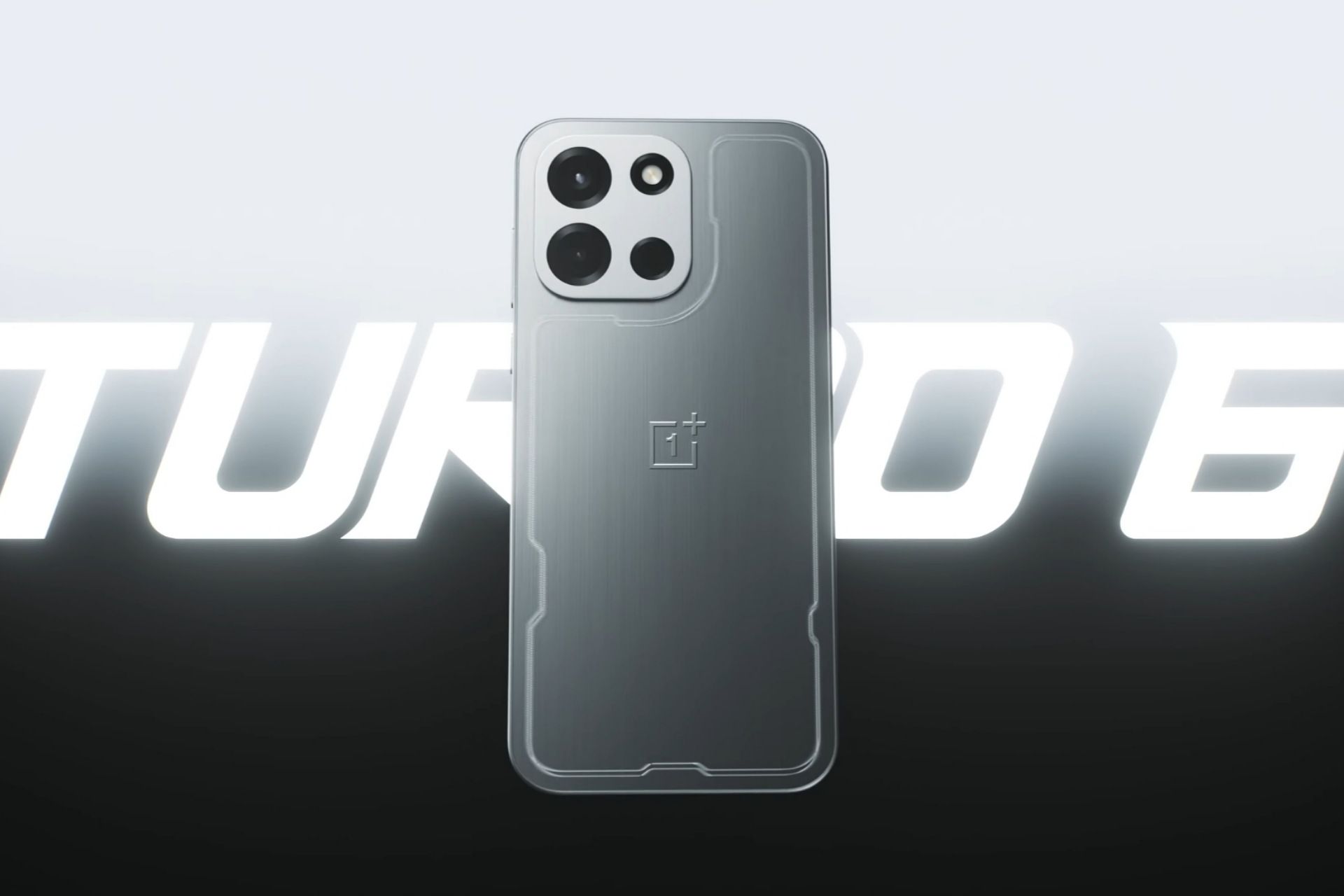 نمای پشتی گوشی وان‌پلاس توربو ۶ در نمای پشتی