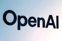 لوگوی سیاه رنگ شرکت OpenAI روی پس‌زمینه روشن