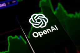 لوگوی شرکت OpenAI (OpenAI) روی صفحه نمایش یک گوشی هوشمند