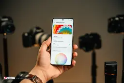 نمایشگر گوشی اوپو فایند X9 اولترا (Oppo Find X9 Ultra) در حال نمایش تنظیمات حالت رنگ