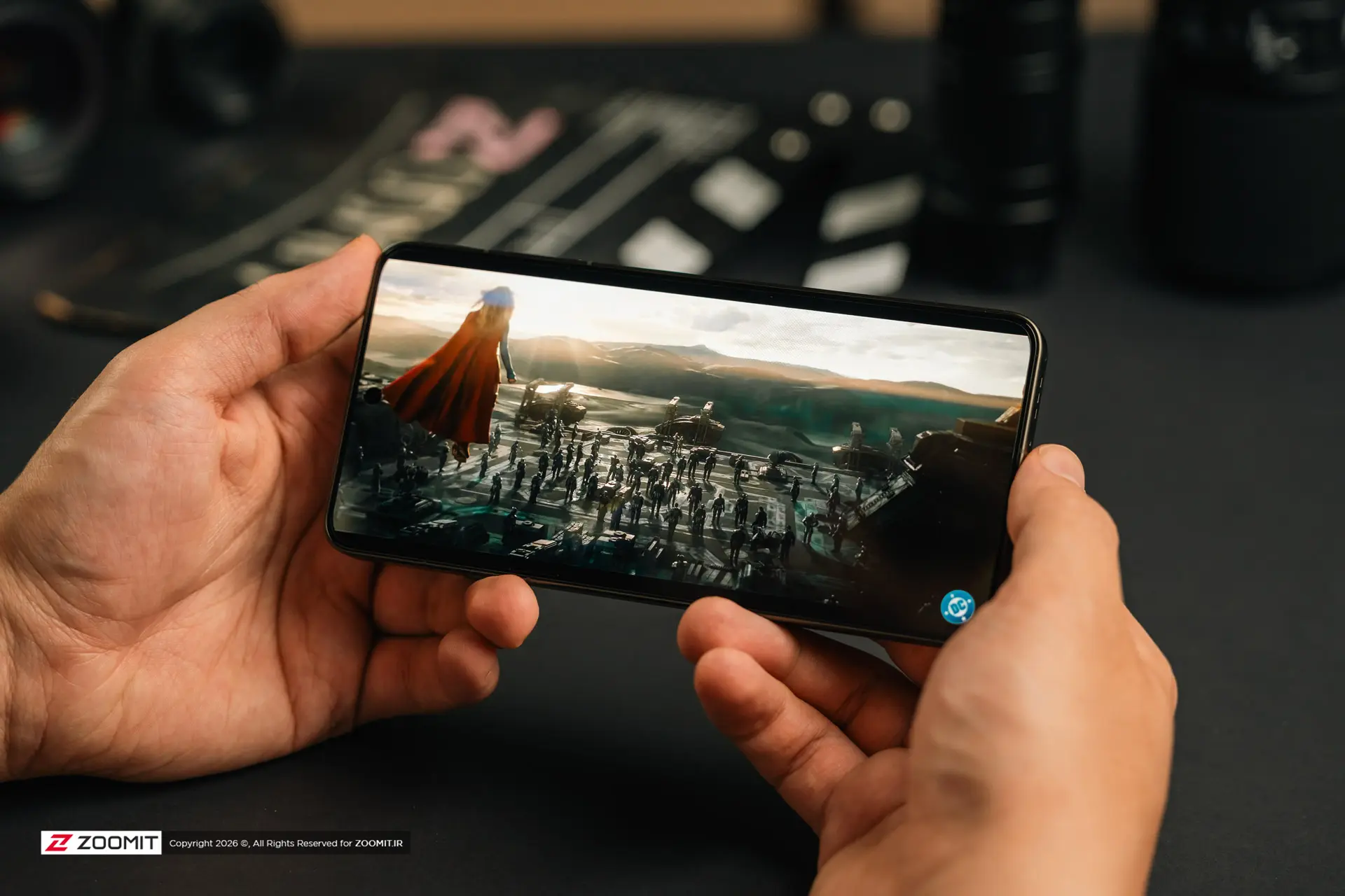 نمایش تصویر منظره در صفحه گوشی اوپو فایند X9 اولترا (Oppo Find X9 Ultra)