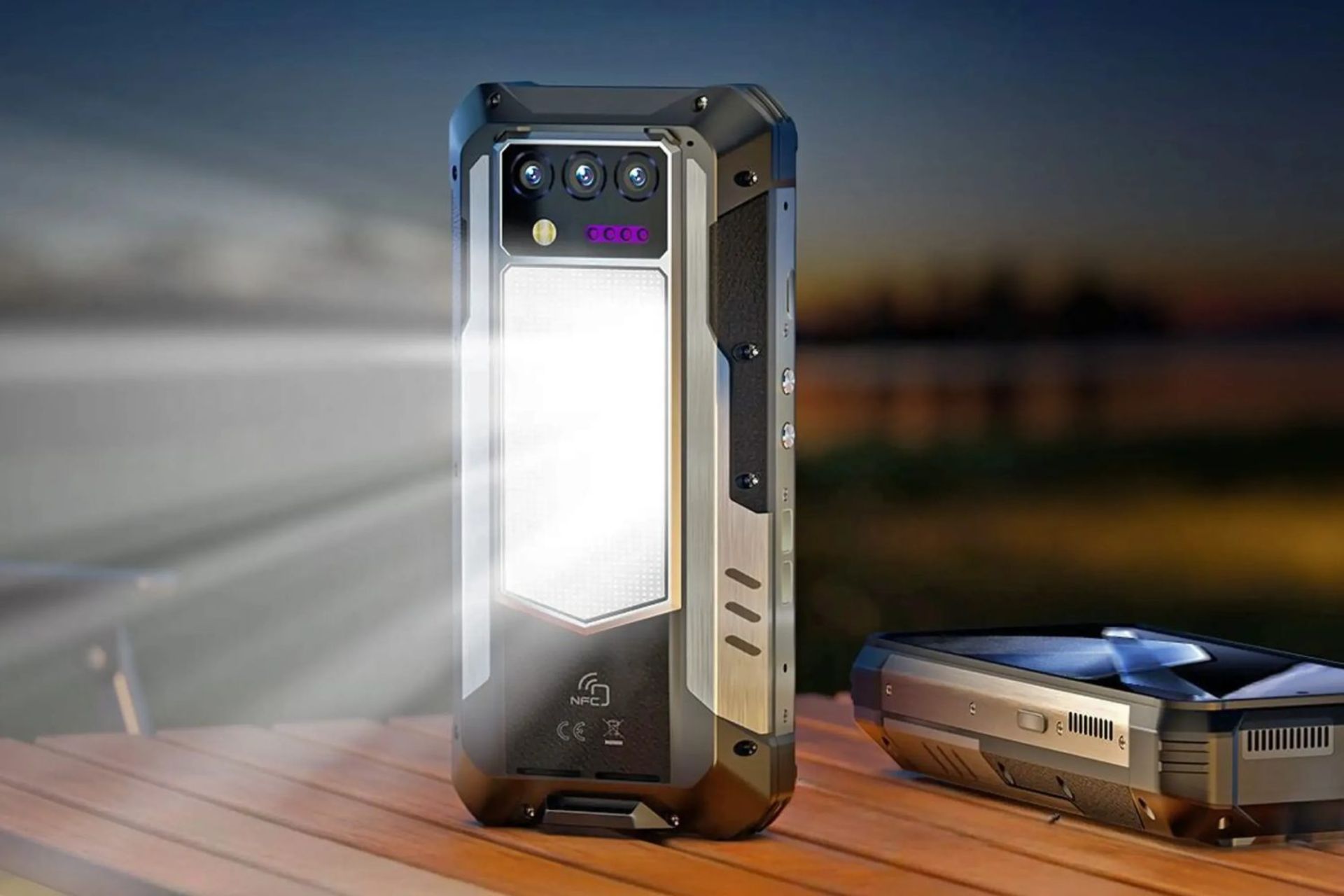 گوشی اوکیتل WP100 Titan