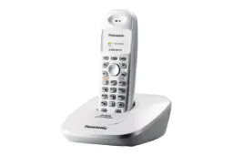 نمای نیمرخ تلفن پاناسونیک KX-TG3600 با نمایش لبه سمت راست پایه اصلی و گوشی بی سیم