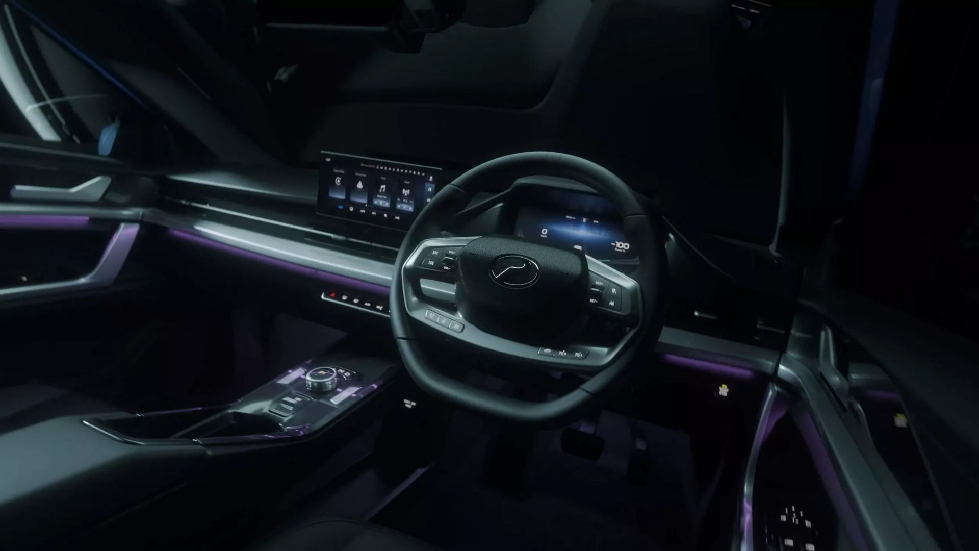 نمای داخل کابین خودرو پرودوآ QV-E