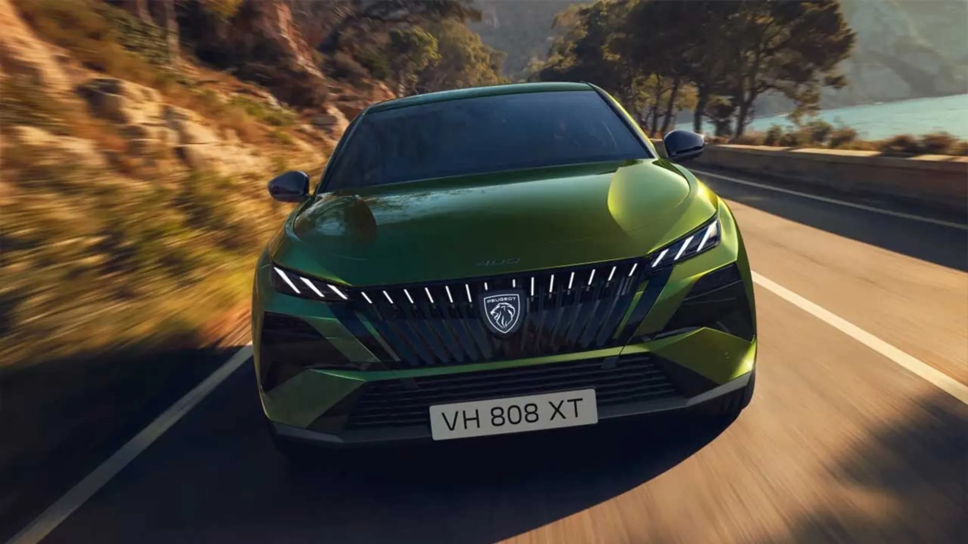 نمای جلو خودرو پژو ۴۰۸ فیس‌لیفت