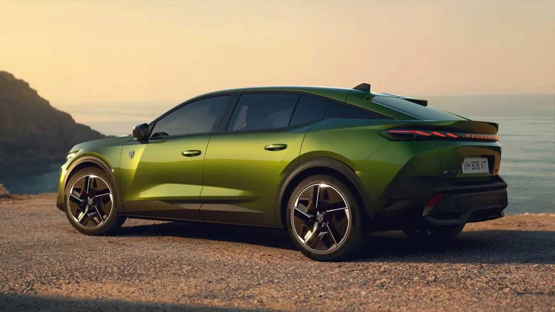 نمای سه‌چهارم عقب خودرو پژو ۴۰۸ فیس‌لیفت