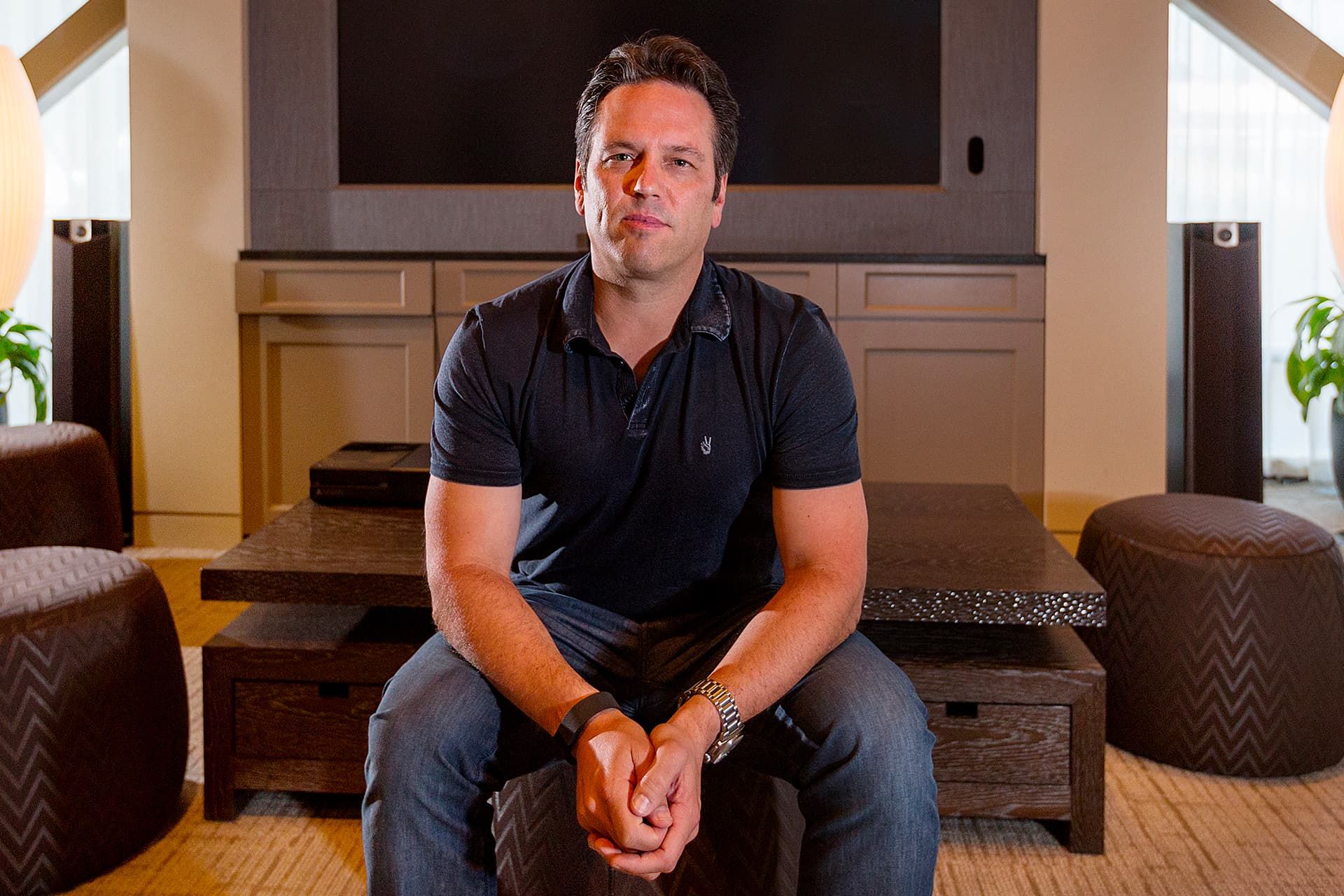 فیل اسپنسر / Phil Spencer مدیرعامل گیمینگ مایکروسافت در داخل خانه