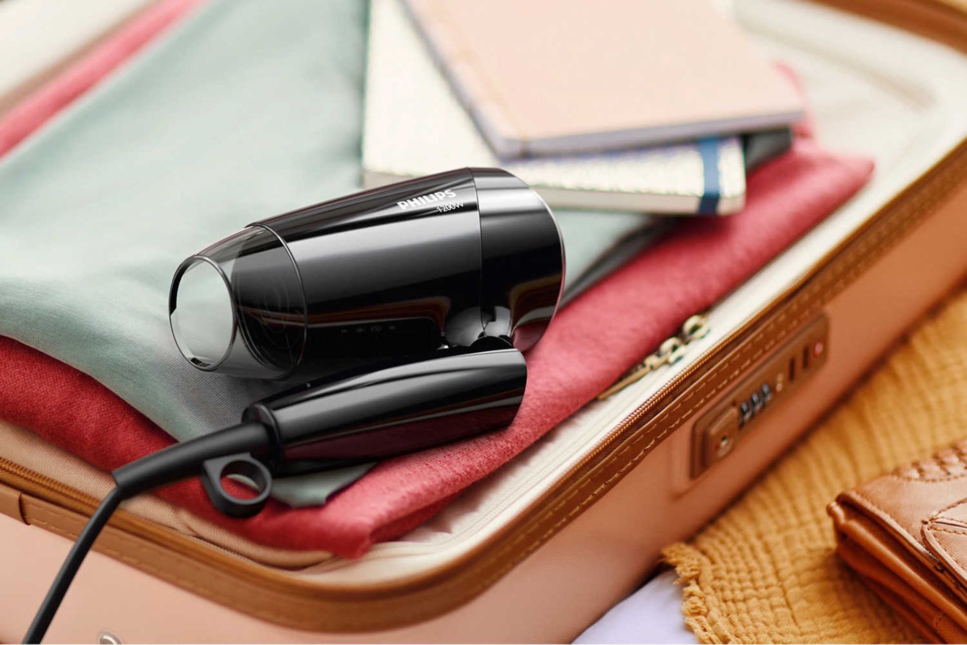 بدنه پلاستیکی سشوار مسافرتی فیلیپس BHC010