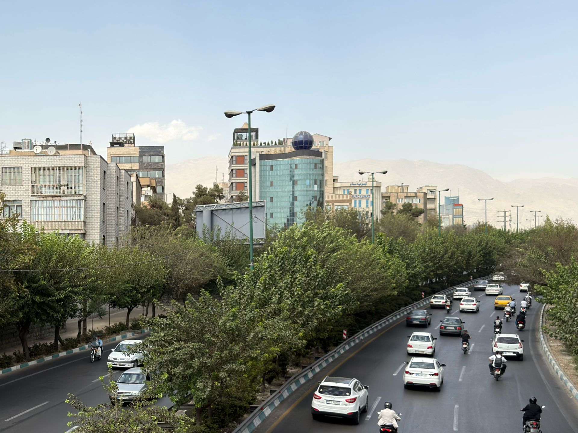 برش عکس ۵۰مگاپیکسلی دوربین اصلی گوشی A