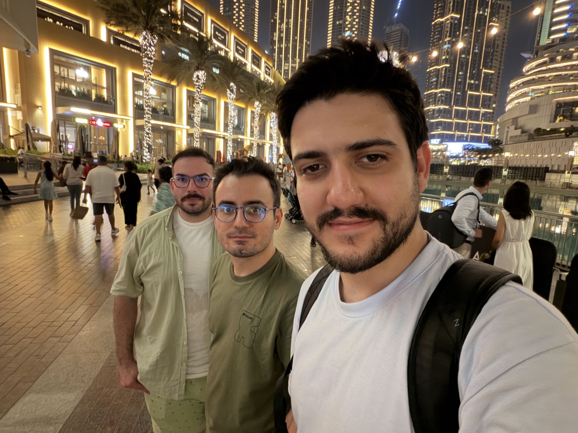 دوربین سلفی گوشی A در شب