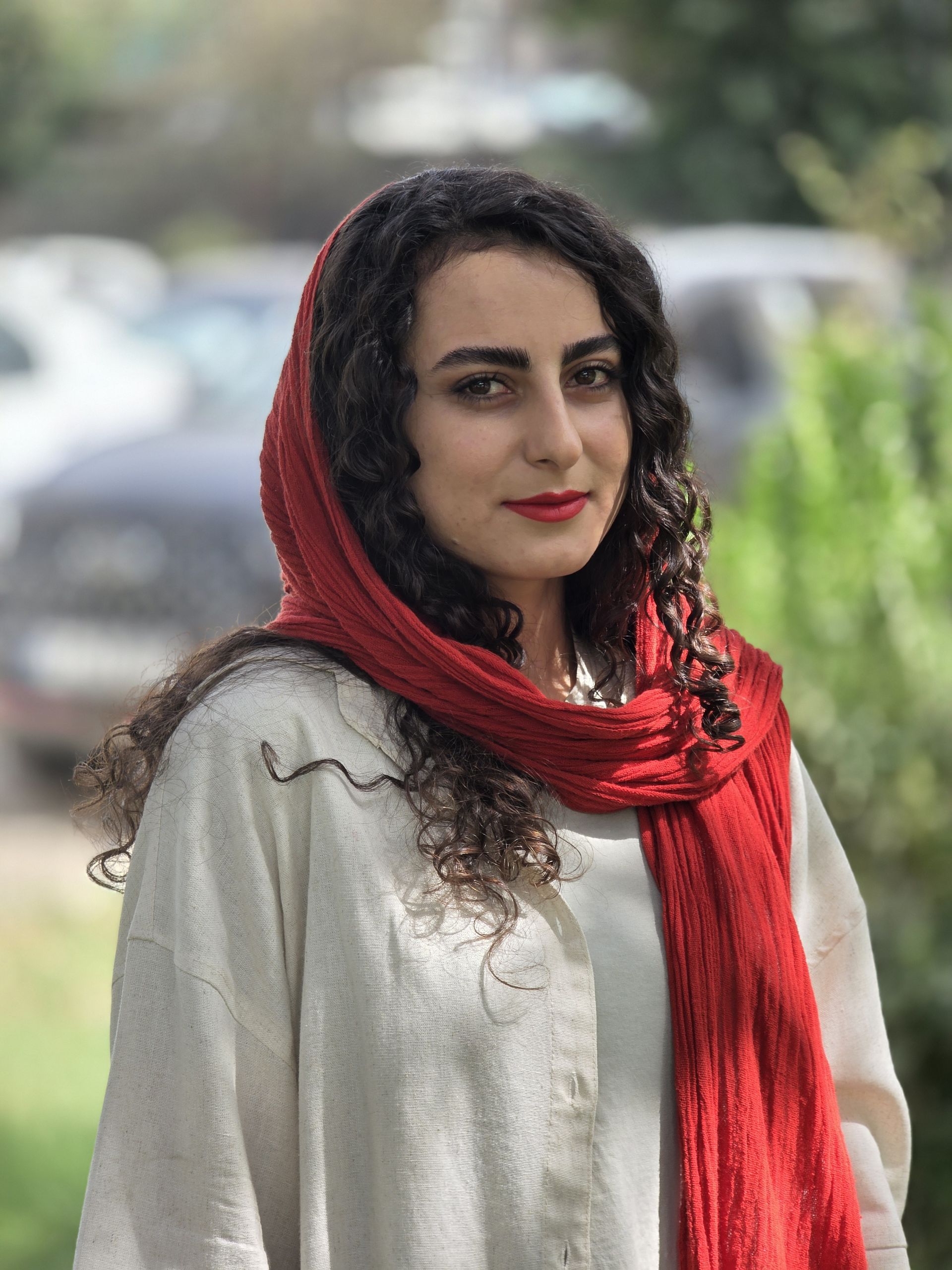 پرتره در روز گوشی B