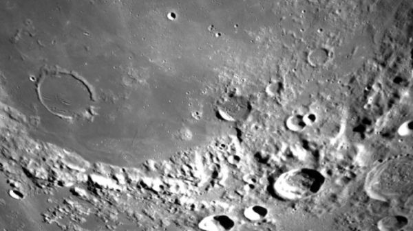 سمت پنهان ماه از نگاه چاندرایان ۳