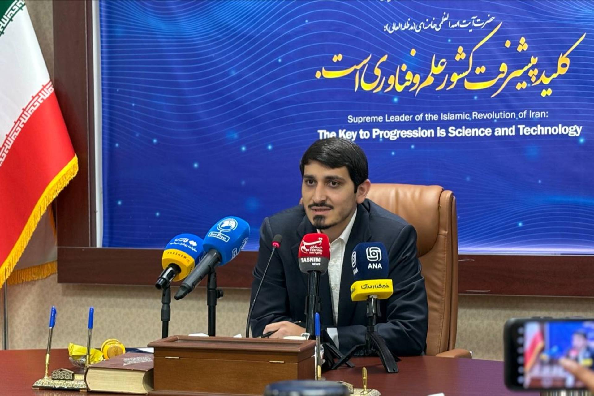 حسین شکری، دبیر ستاد توسعه اقتصاد دانش‌بنیان هوافضا، حمل‌ونقل و شهرسازی، در نشست خبری