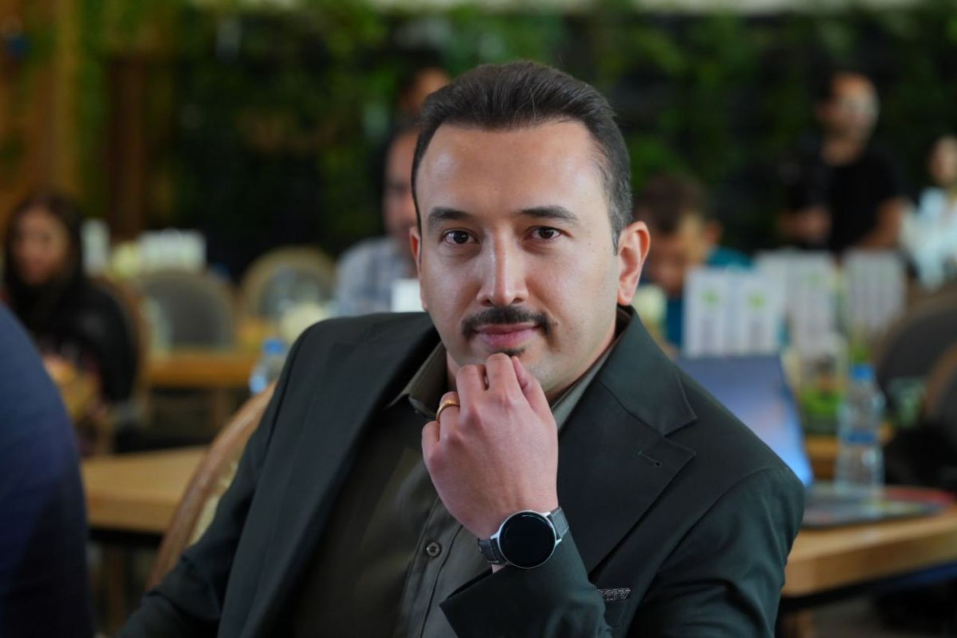 مدیرعامل راست چین