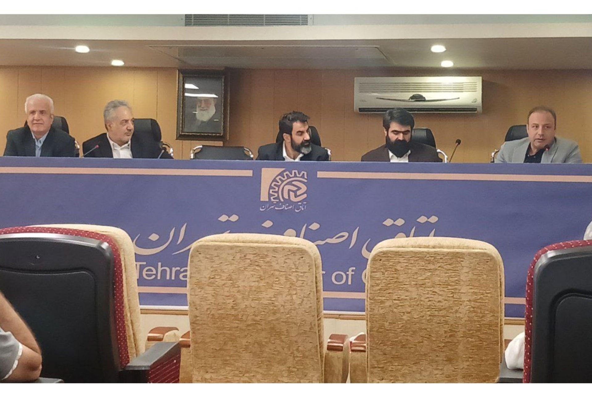 بحران ارزی در آی‌تی بالا گرفت؛ اعتراض صنفی واردکنندگان رایانه به تاخیر در تخصیص ارز