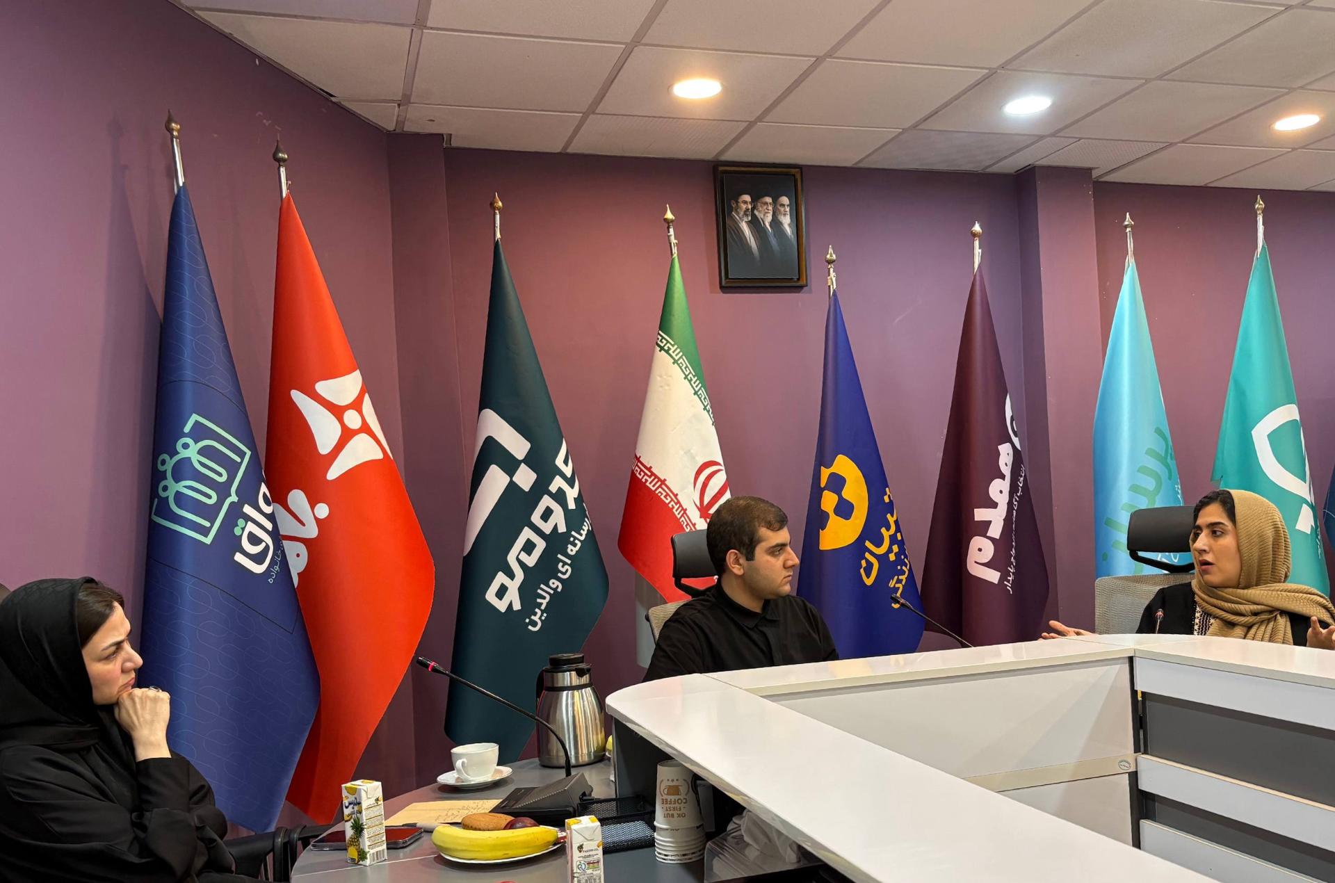 نشست تخصصی کودک و اینترنت، مرضیه ادهم و حورا تهرانی