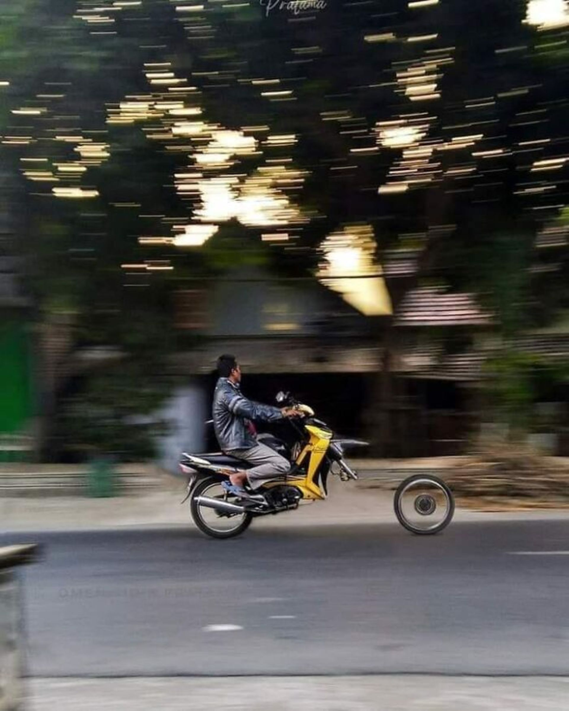 در رفتن لاستیک جلویی موتور