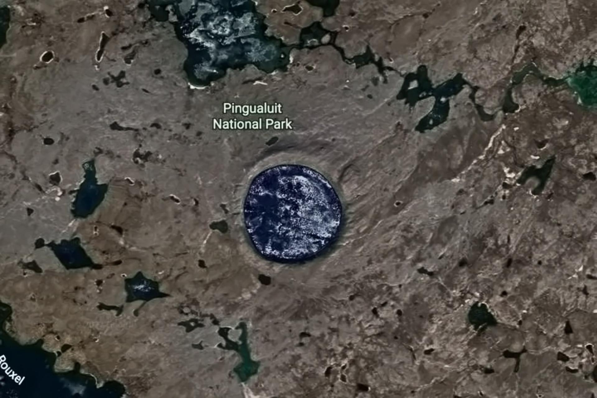 تصویر دهانه پینگالوئیت در کبک کانادا Google Earth