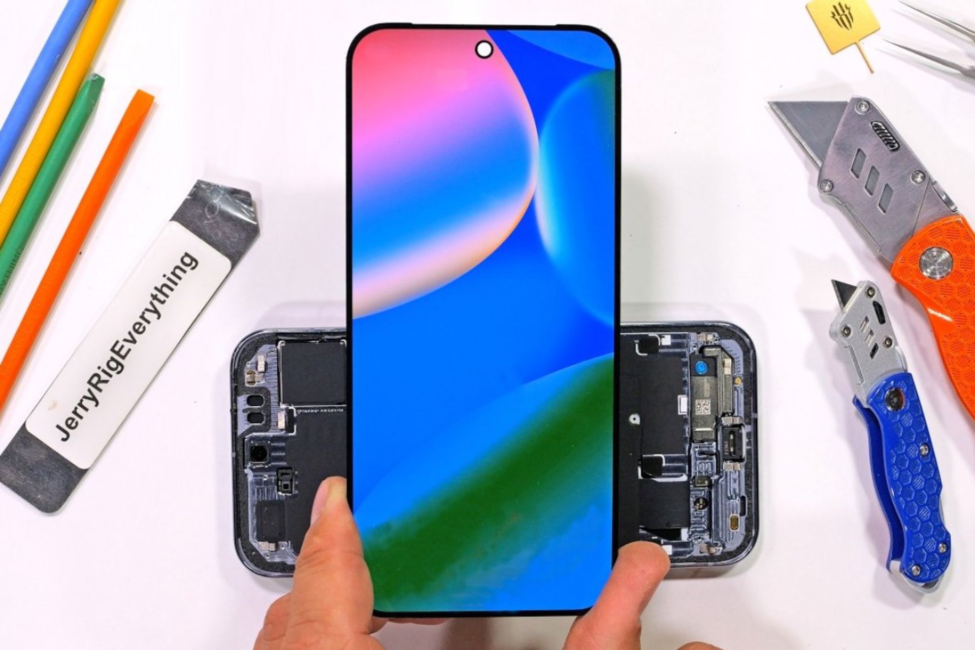 کالبدشکافی پیکسل ۱۰ پرو XL