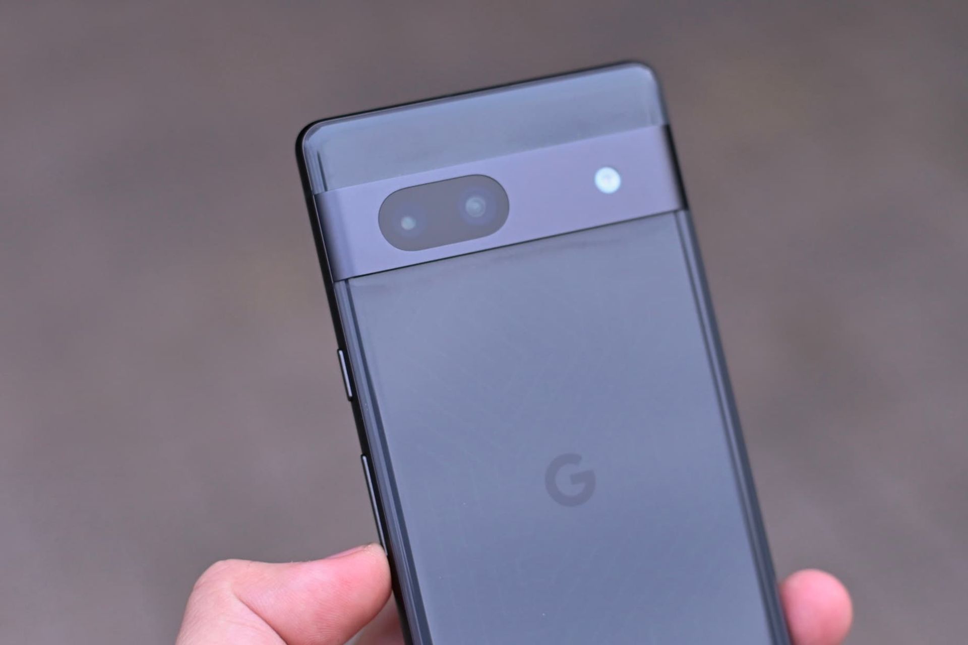 دوربین پشتی پیکسل 7a گوگل