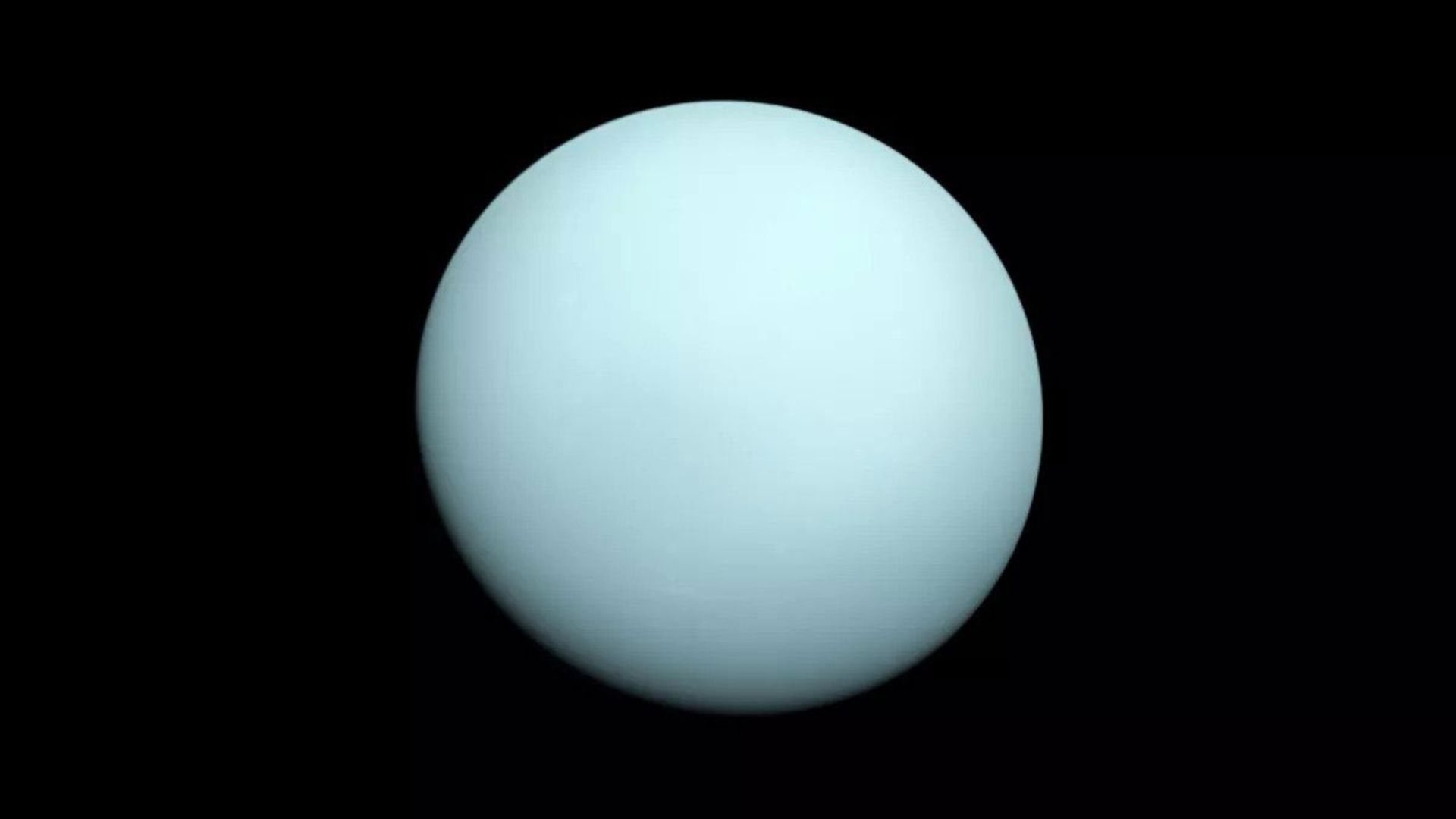 تصویر کاوشگر وویجر ۲ از اورانوس