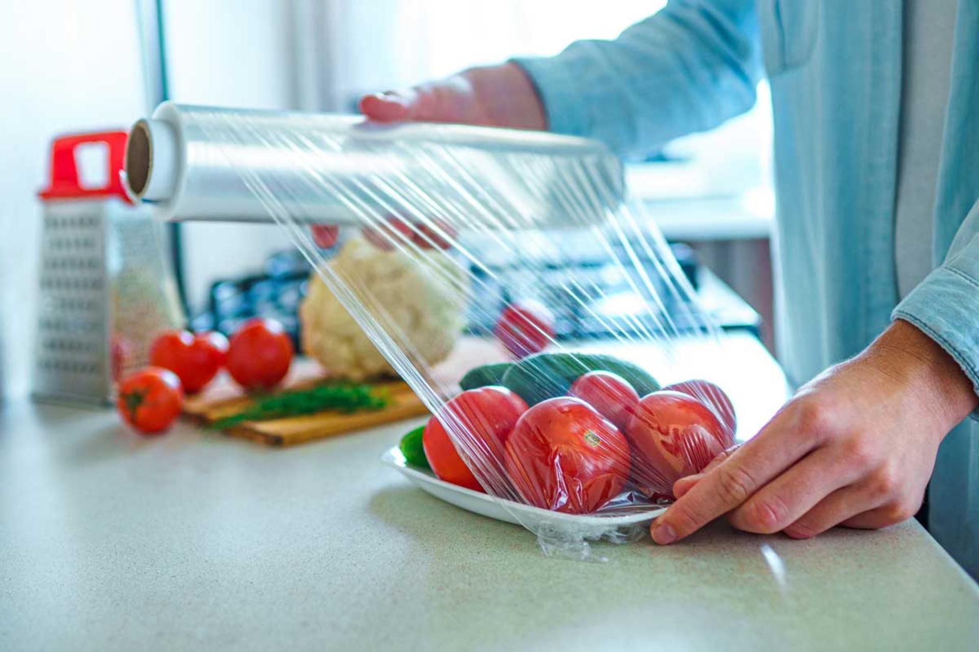 بسته‌بندی موادغذایی با پلاستیک سلفون