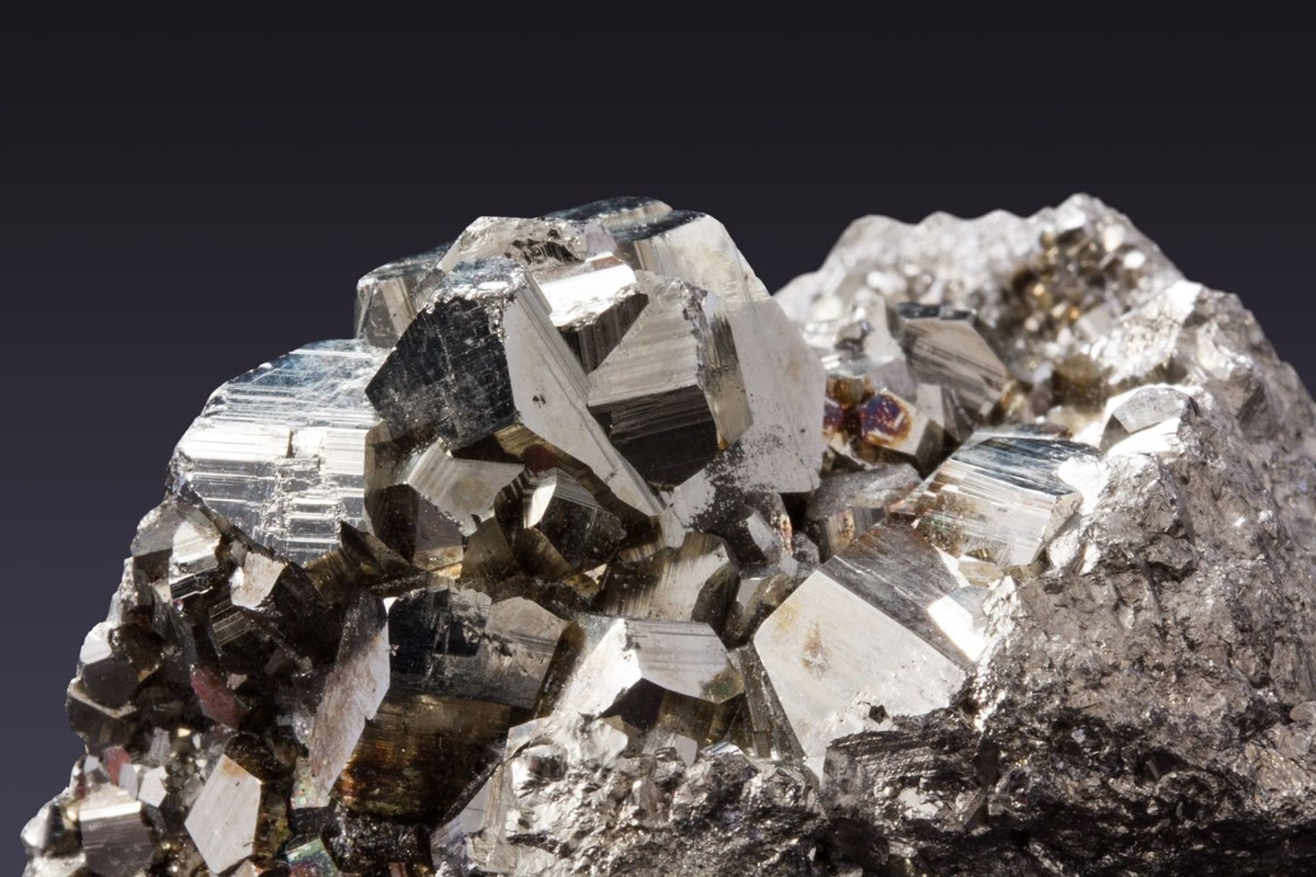 خودترمیمی پلاتین