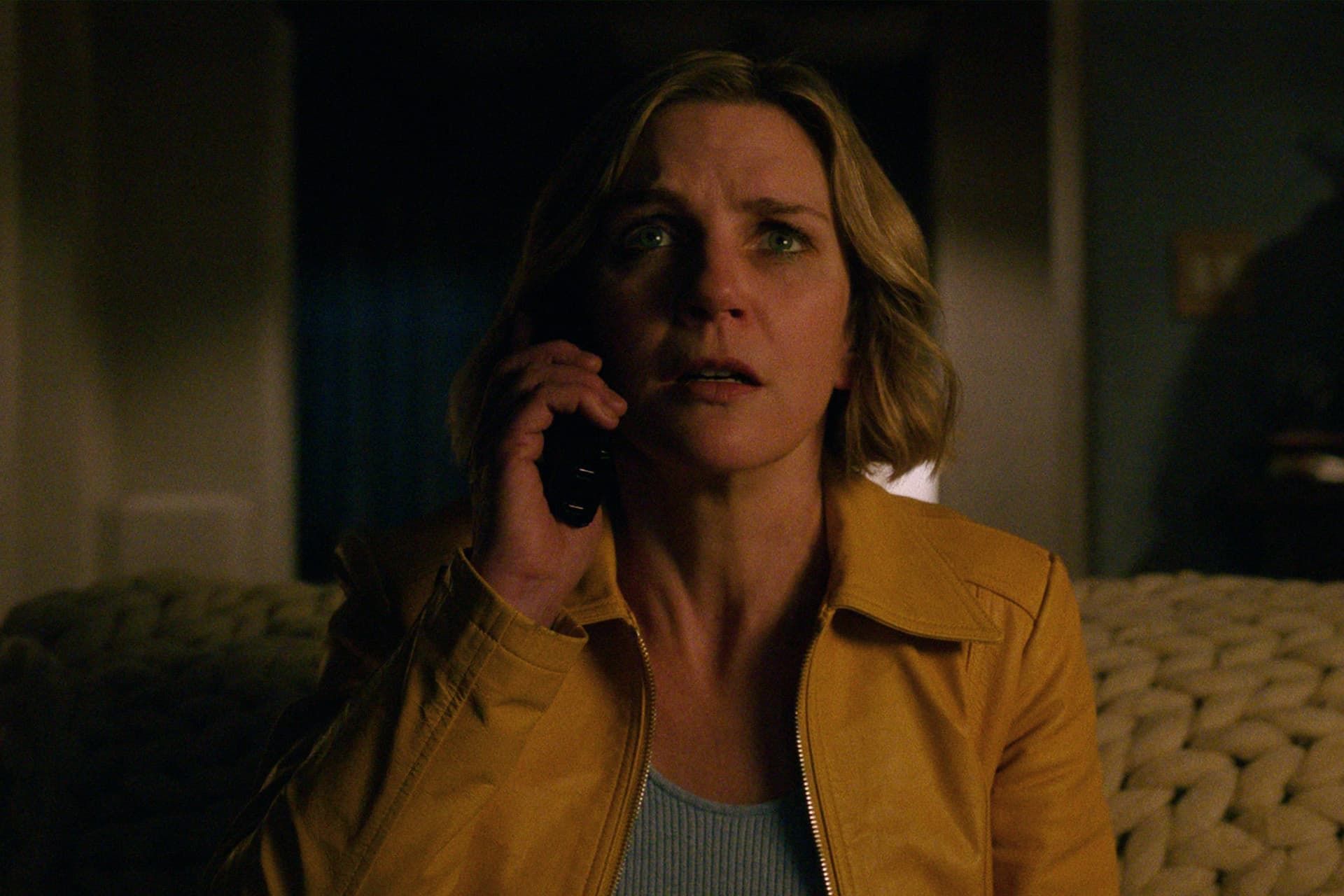 شخصیت کارول با بازی ری سیهورن در سریال پلوریبوس