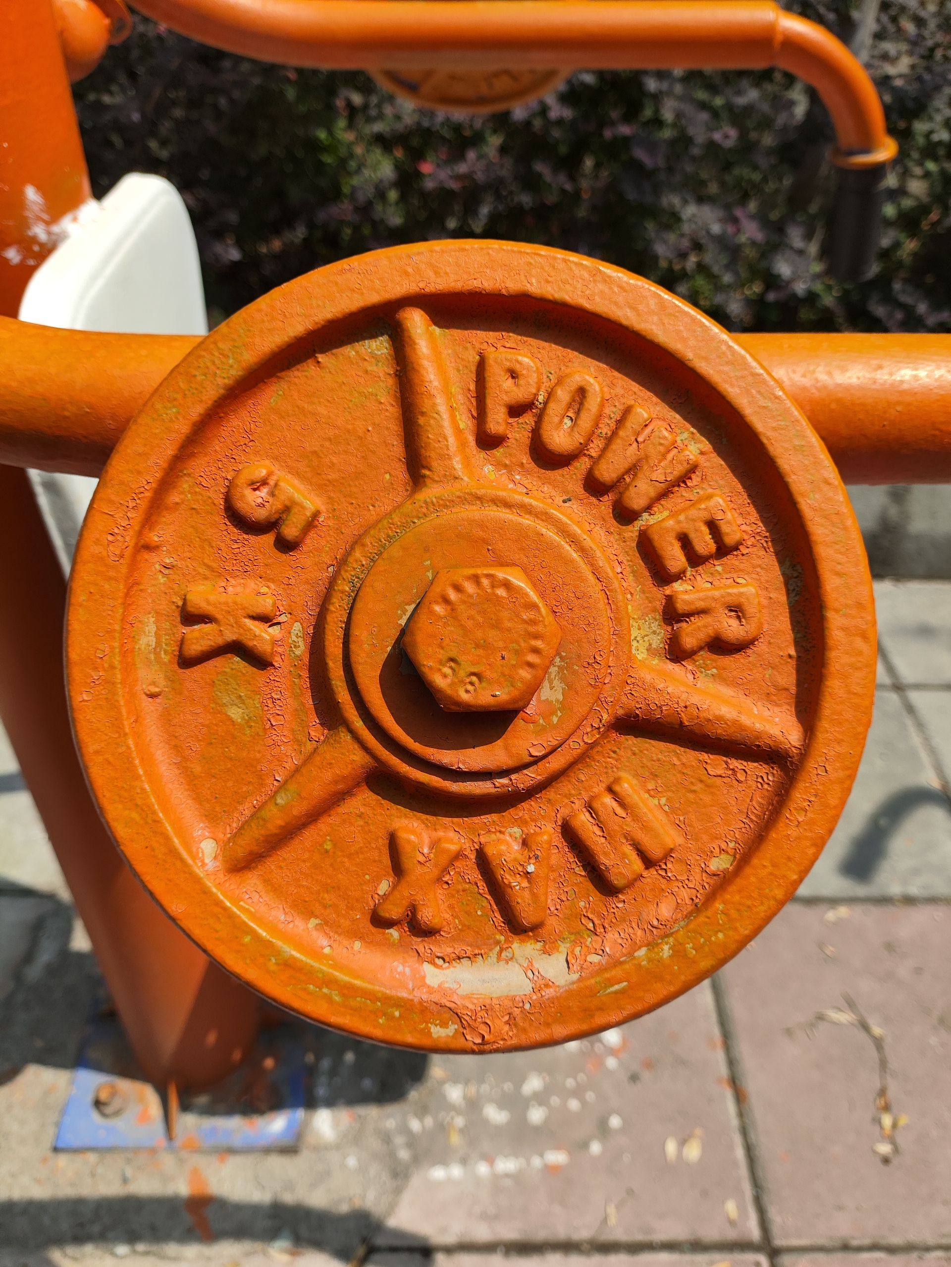 نمونه عکس ثبت شده با دوربین اصلی در نور کافی - پوکو F5 - عکاسی از وسیله ورزشی